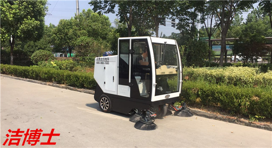 潔博士電動掃地車用戶現場